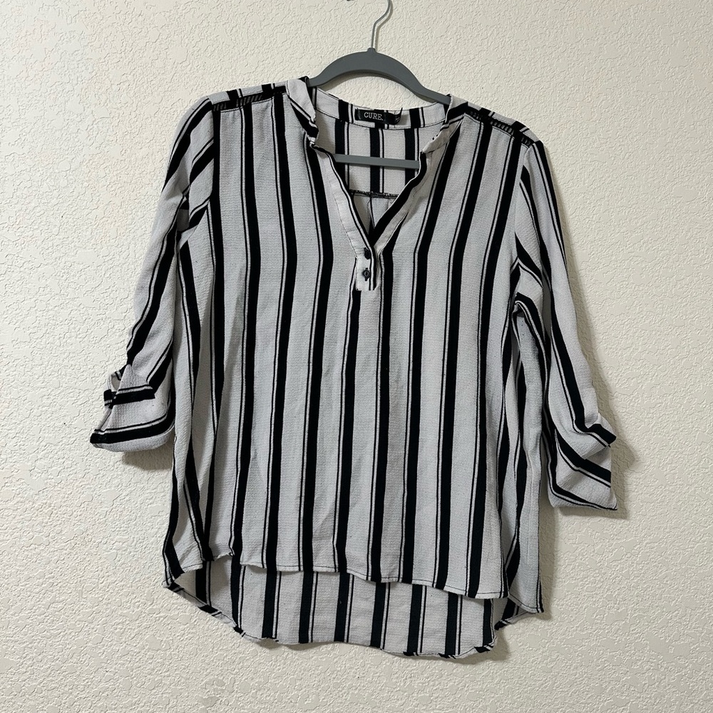 CURE Women's Size M 3/4 Sleeves Striped Black/ White Shirt